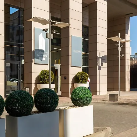Appartamento Platinum Towers With Parking By Renters Prestige