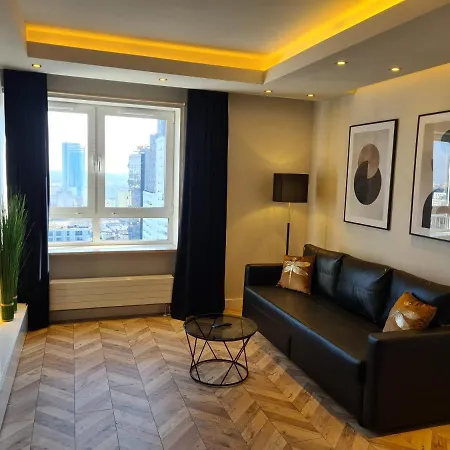 Platinum Towers With Parking By Renters Prestige Appartamento