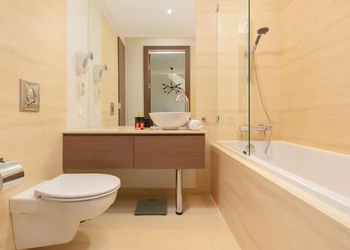 Apartman Platinum Towers With Parking By Renters Prestige Varsó