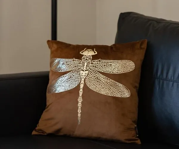 Apartman Platinum Towers With Parking By Renters Prestige